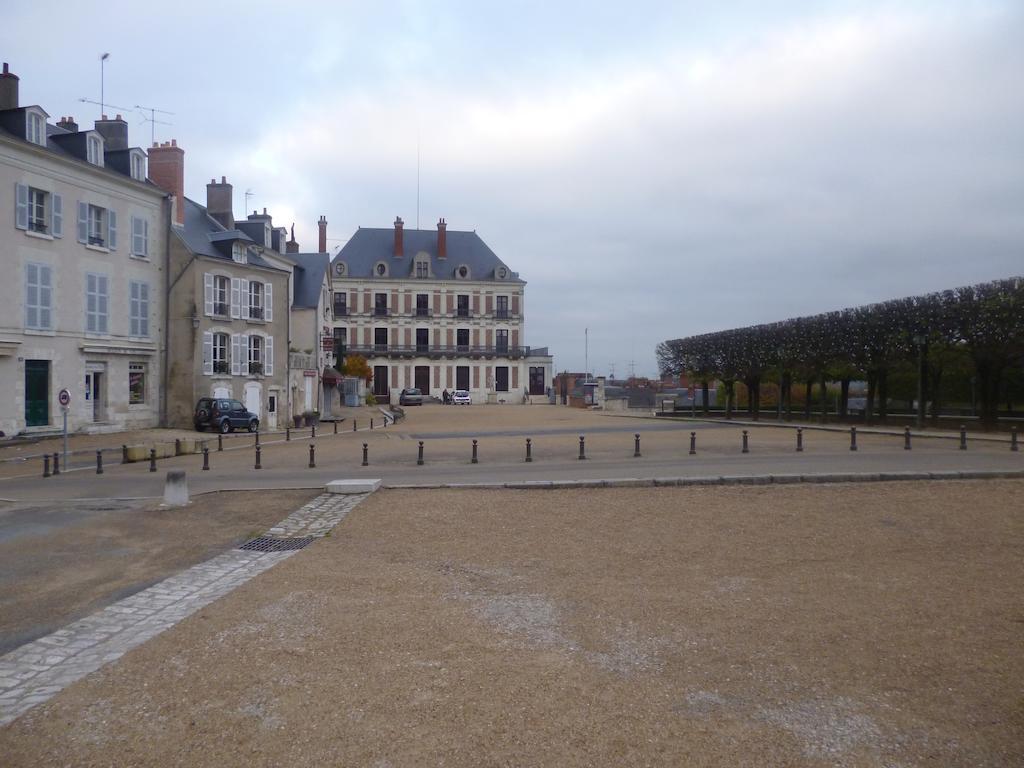Le Logis De L'Hermine Блоа Екстериор снимка