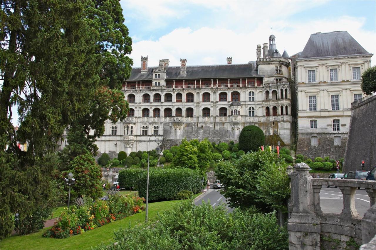 Le Logis De L'Hermine Блоа Екстериор снимка